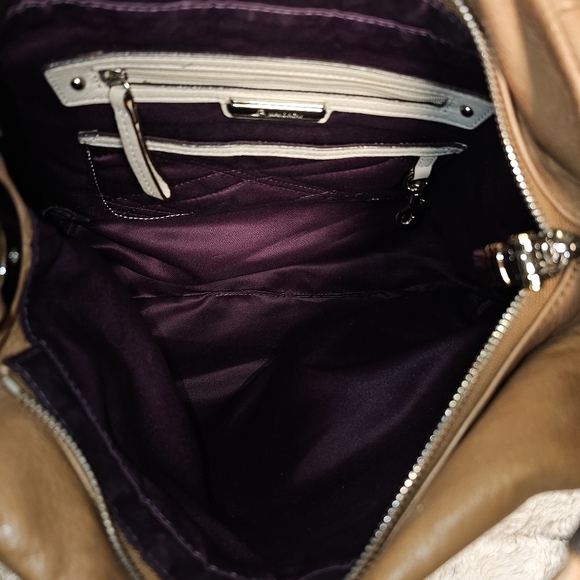 SOFT Leather B Makowski Camel with Side Pockets Satchel Handbag with turnlocks. - Picture 6 of 11